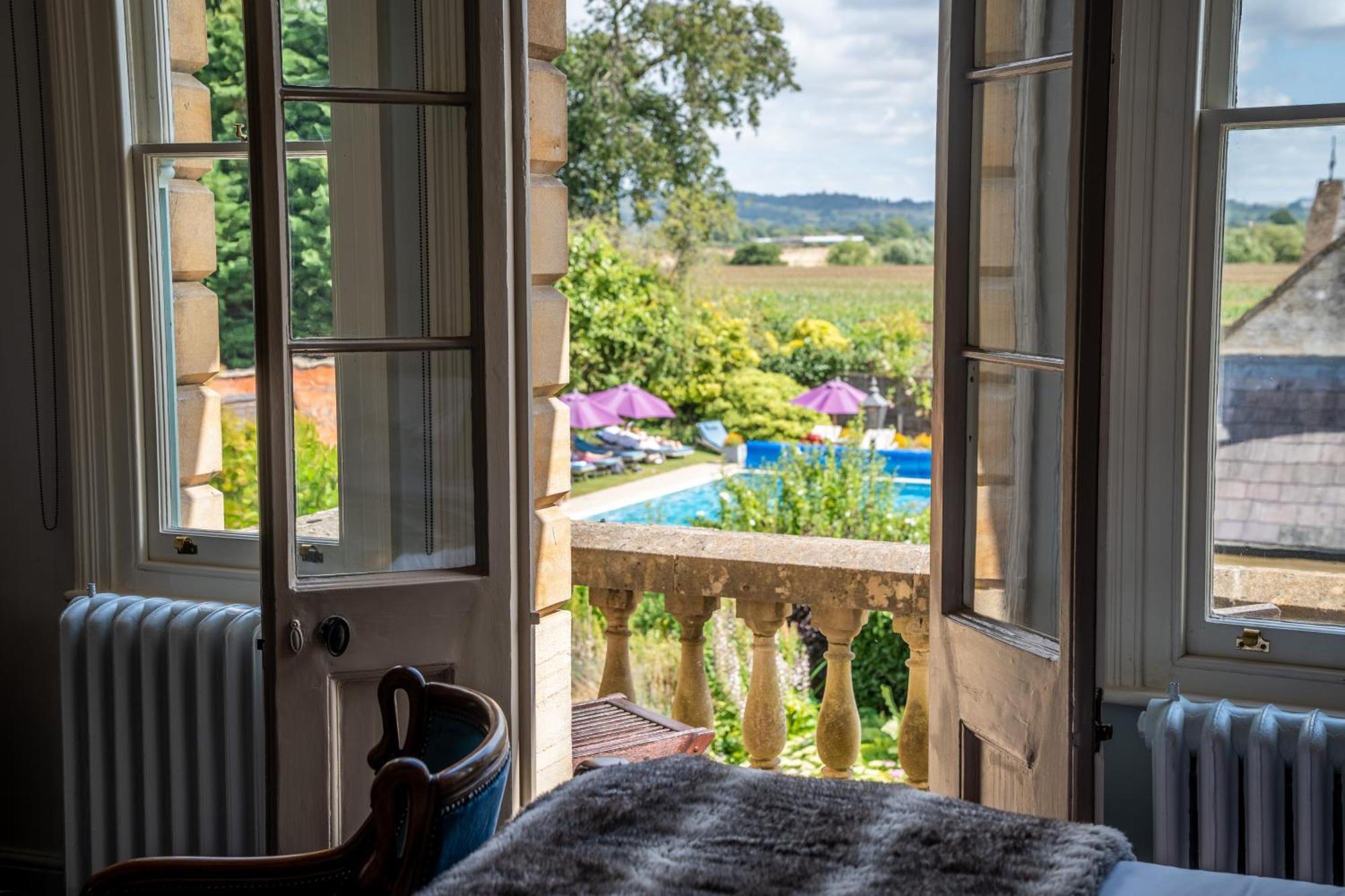 Отель Beechfield House Beanacre Экстерьер фото